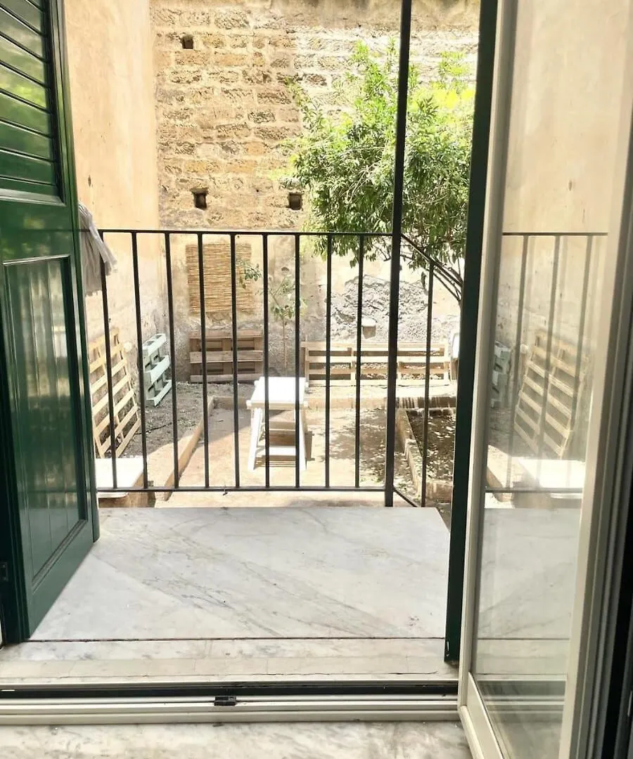 Holiday home Stazione Armo Villa Palermo